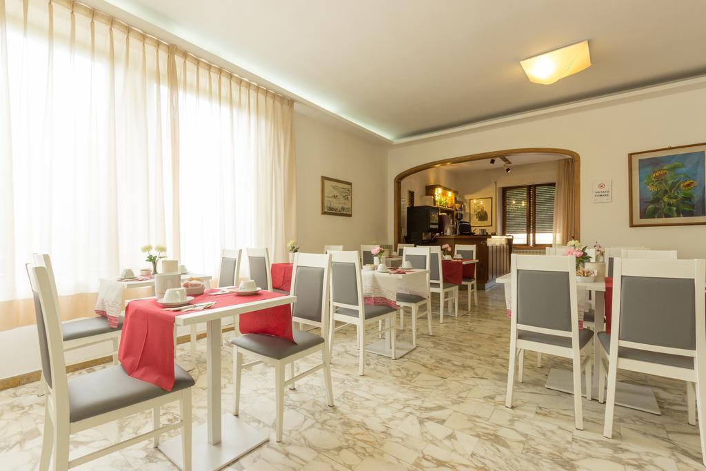 Hotel Roma Pisa Exterior photo