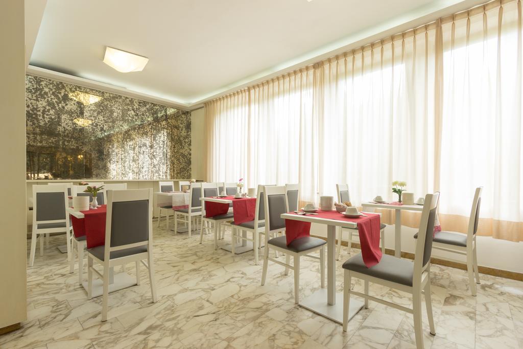 Hotel Roma Pisa Exterior photo
